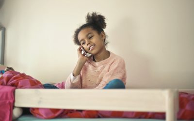 15 Useful Tips for Keeping Children Safe on Their Phones