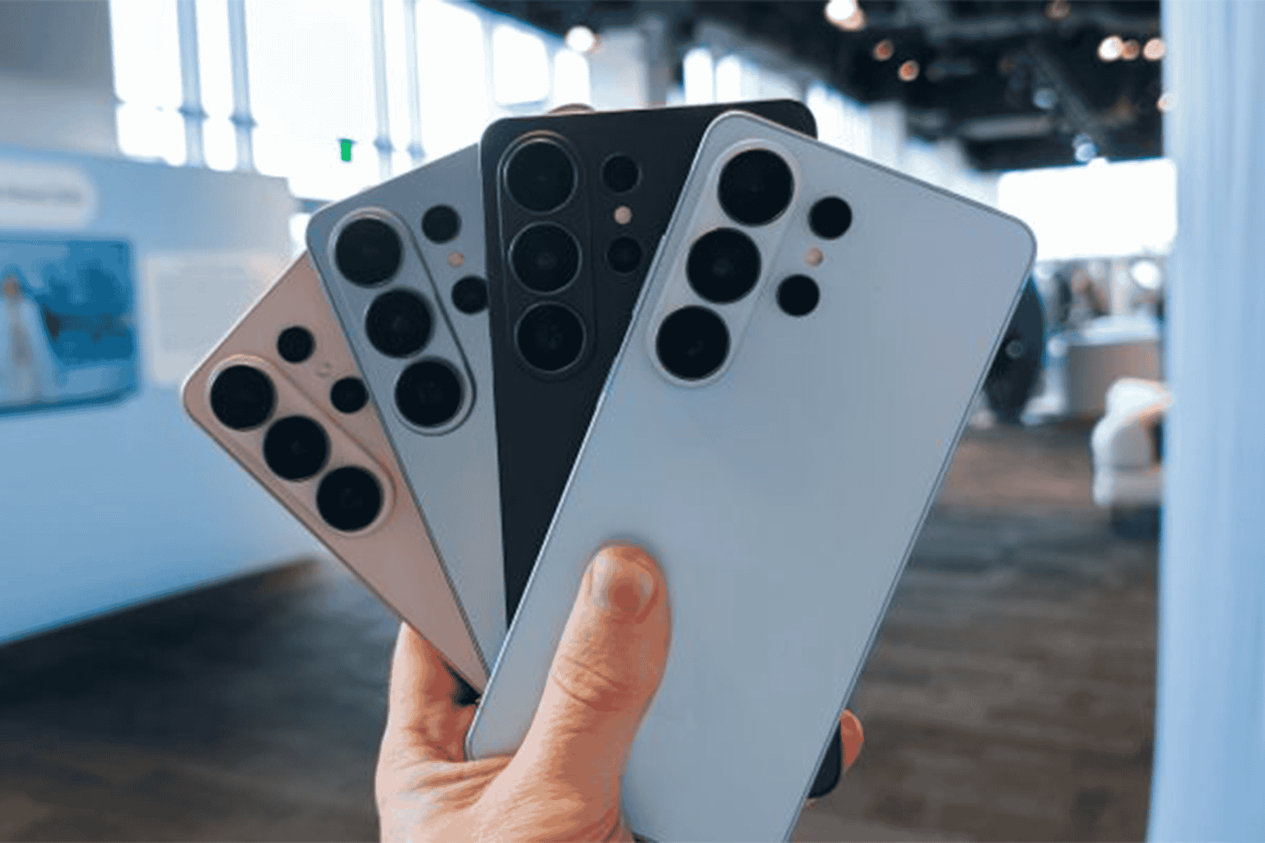 Samsung Galaxy S26 vs Galaxy S26 Ultra