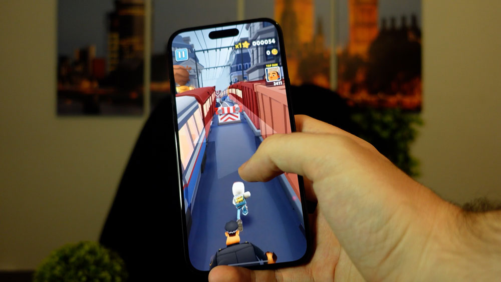iPhone 15 Plus cameras