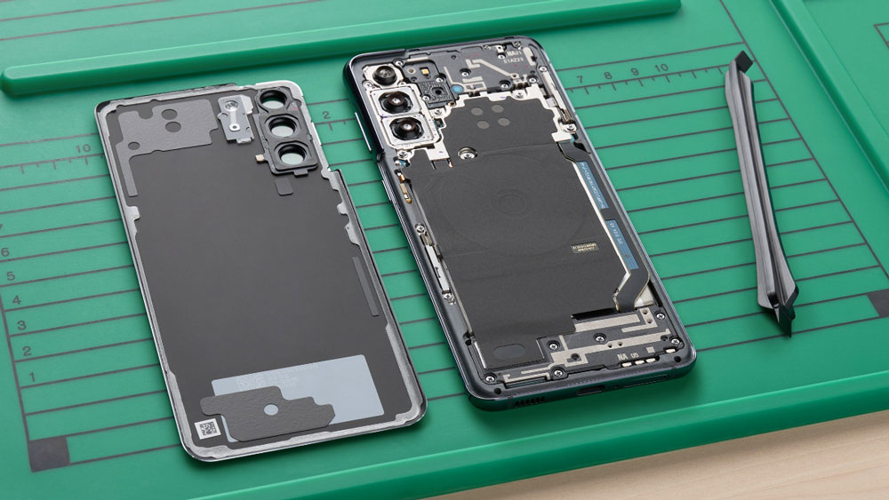 Reuse, Repair, Recycle: Which Phones Are The Most Repair Friendly?