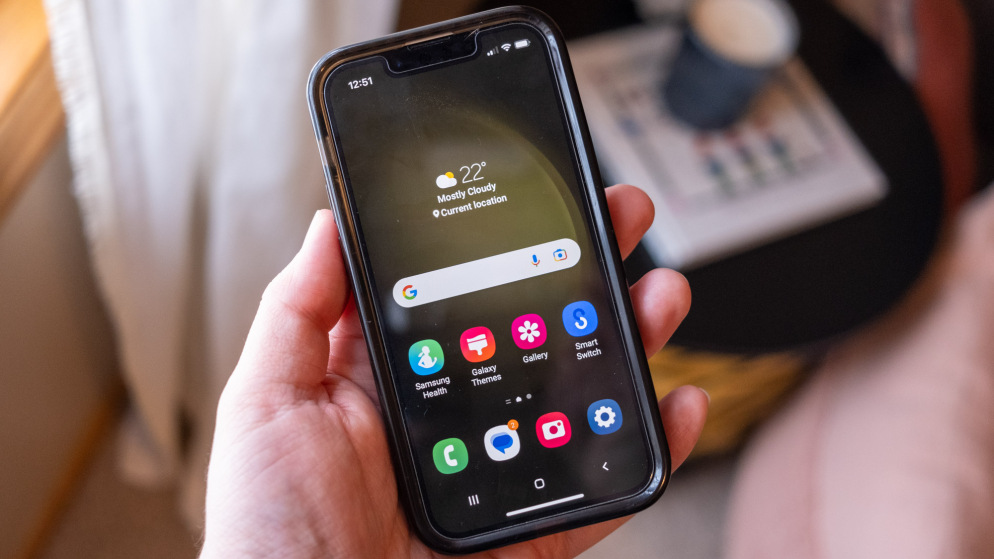 The Try Galaxy interface simulating Samsung One UI