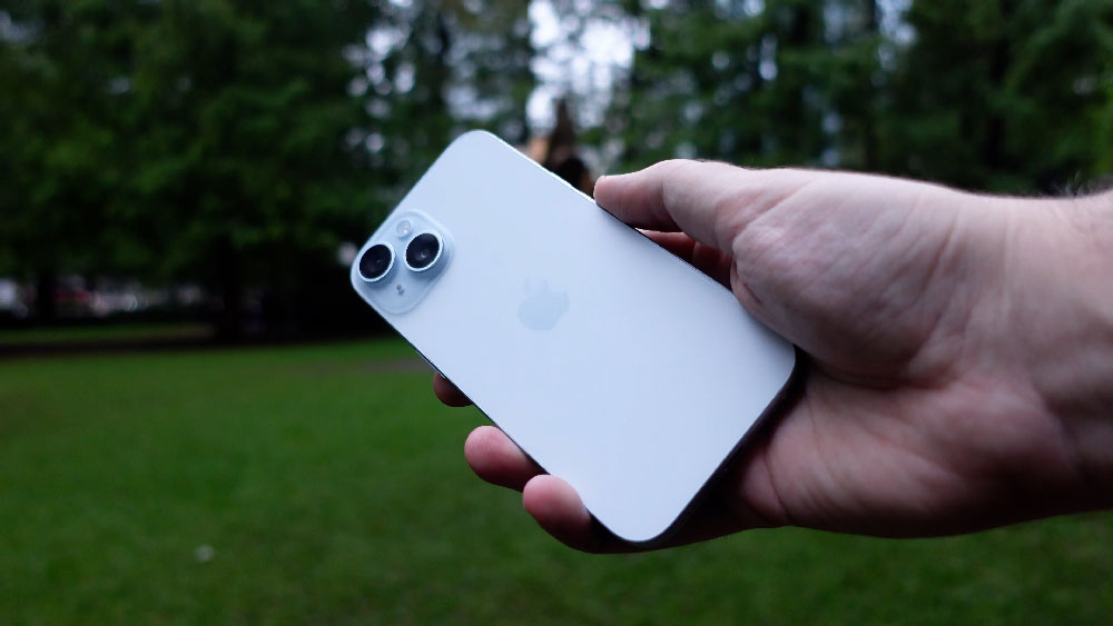 24 Hours With The iPhone 15 | Full Review