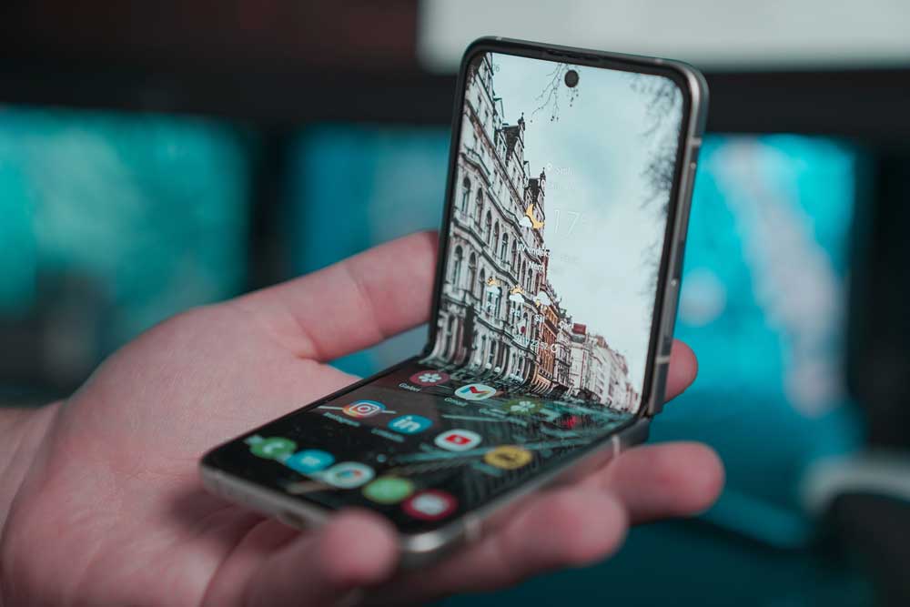 Best folding phones