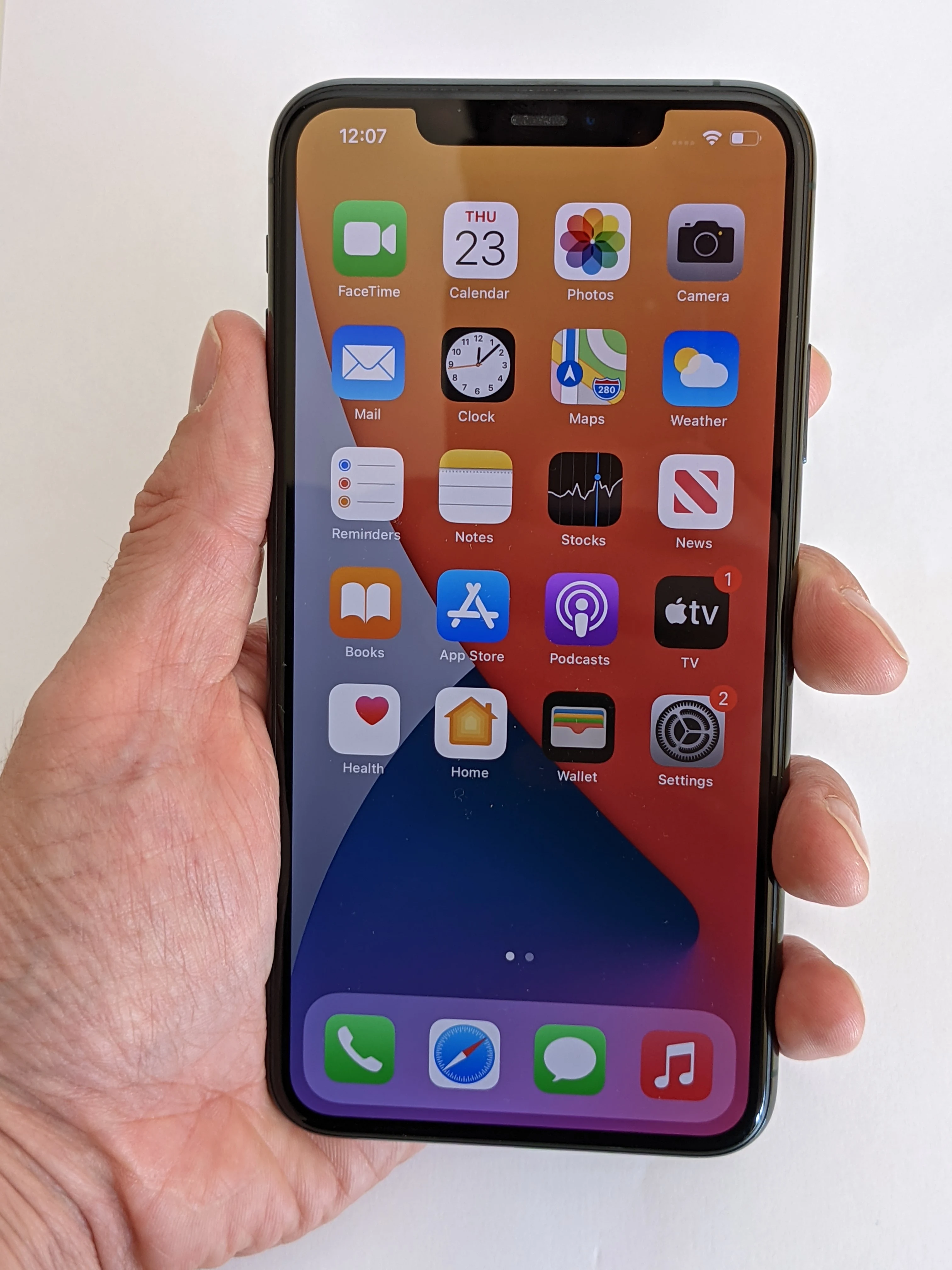 iPhone 11 Pro Max in the hand