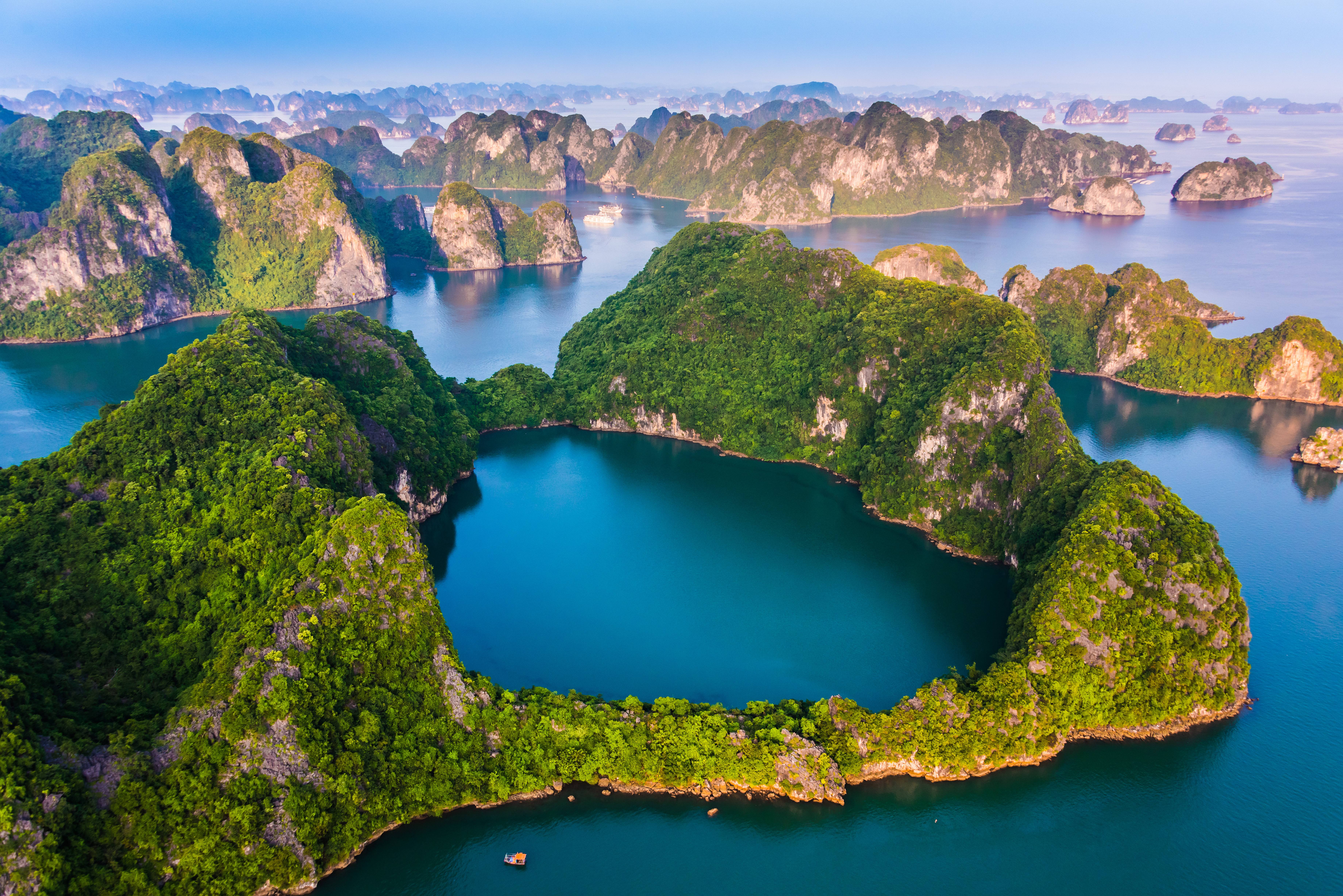 10 Must-Dos in Vietnam: A Backpackers Ultimate Guide